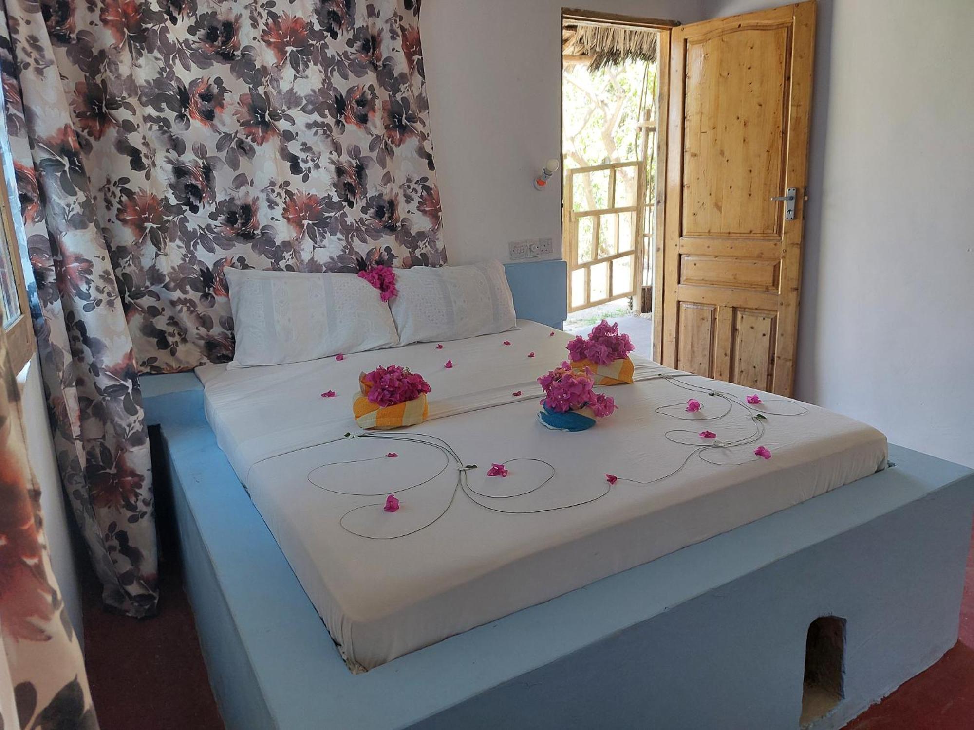 Stonefish Inn Jambiani Экстерьер фото