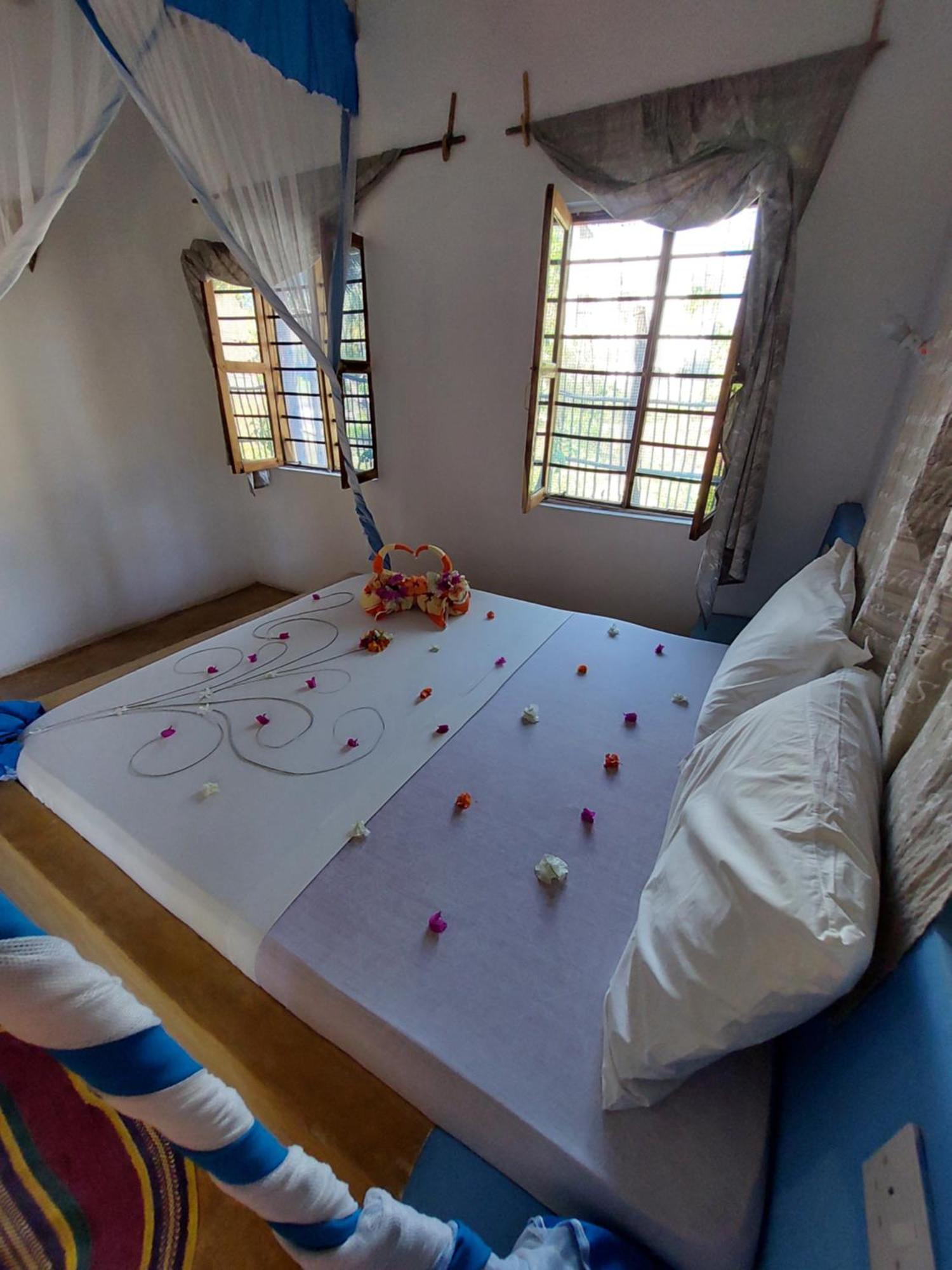 Stonefish Inn Jambiani Экстерьер фото